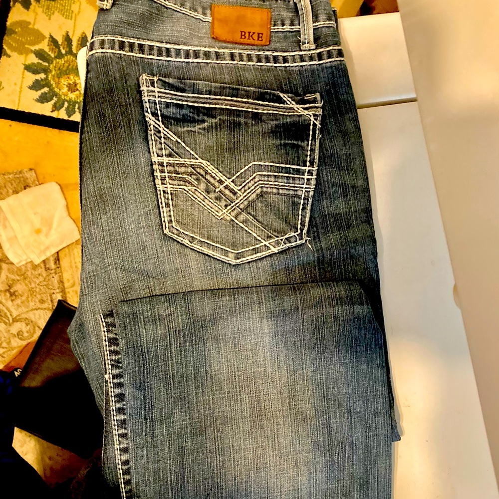 BKE Men’s Designer Jeans (size 40R)